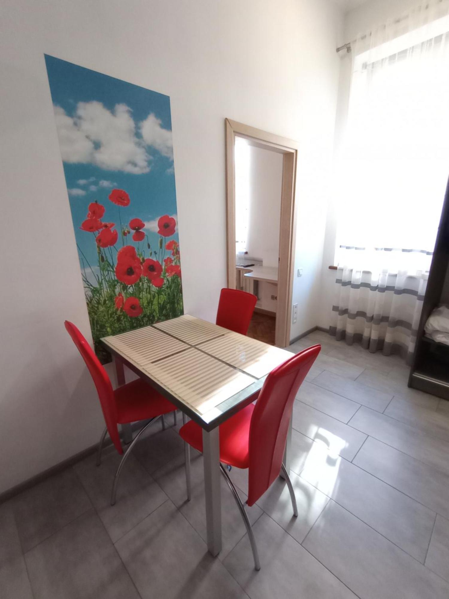 Apartment On Khorvatska Street ลวีฟ ภายนอก รูปภาพ